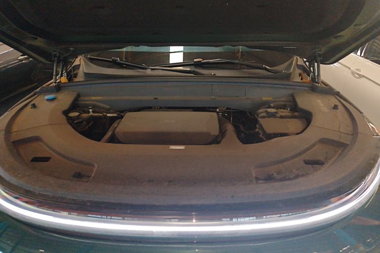 Used Li Auto L7 2024 Pro Model Engine Bay