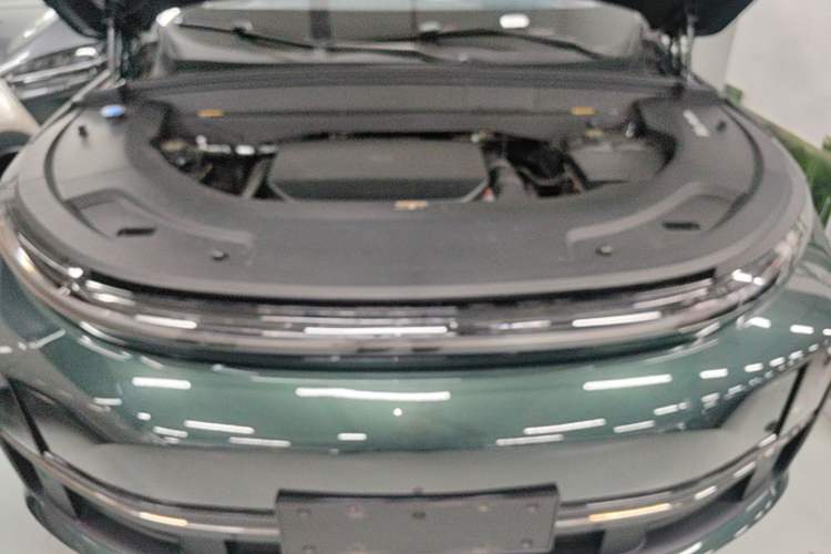 Used Li Auto L7 2024 Pro Model Engine Bay