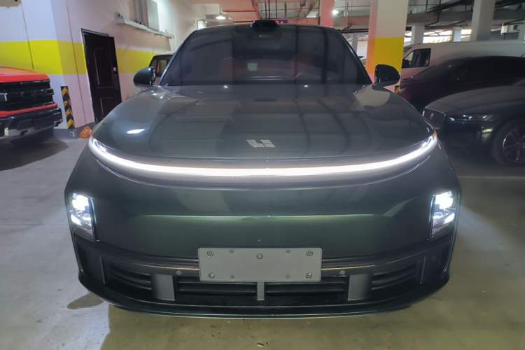 Used Li Auto L7 2024 MAX Model Front