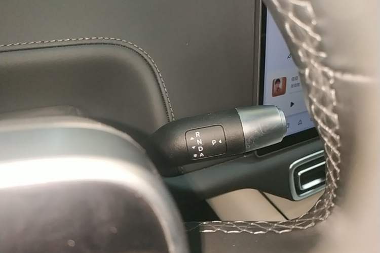 Used Li Auto L7 2024 MAX Model Gear Lever