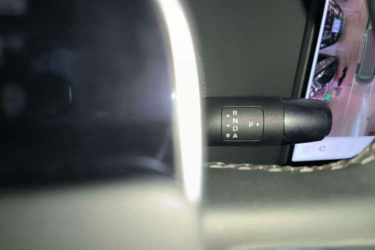 Used Li Auto L7 2024 MAX Model Gear Lever