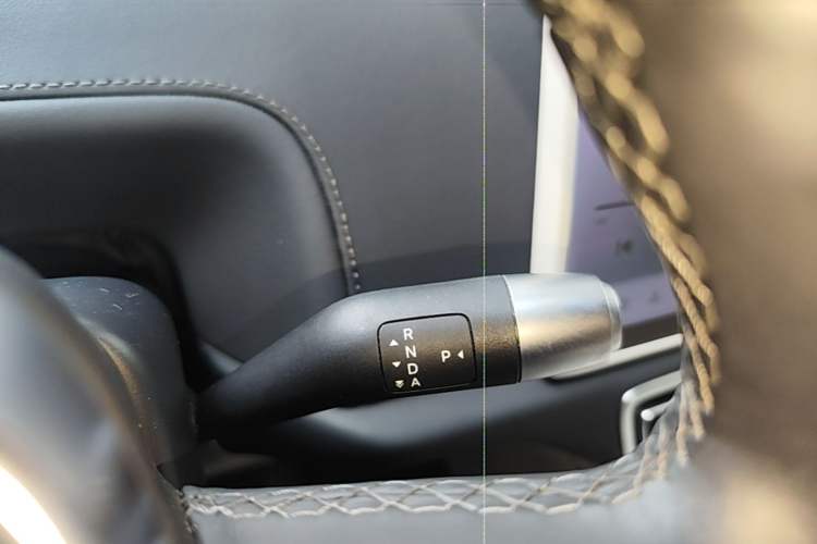 Used Li Auto L7 2024 MAX Model Gear Lever