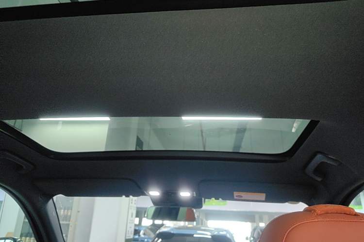 Used Li Auto L7 2024 Pro Model Headliner