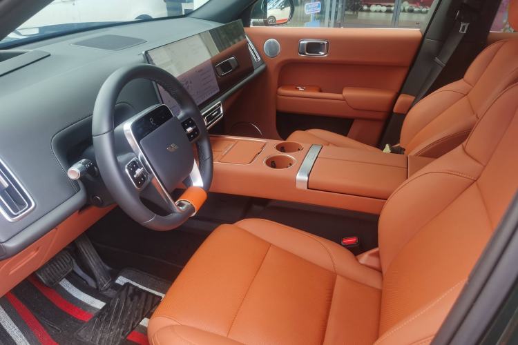 Used Li Auto L7 2024 MAX Model Interior 1