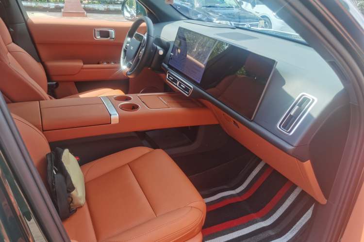 Used Li Auto L7 2024 MAX Model Interior 5