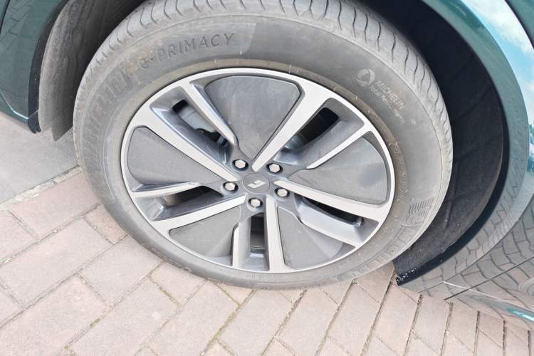 Used Li Auto L7 2024 MAX Model Left Front Wheel Hub