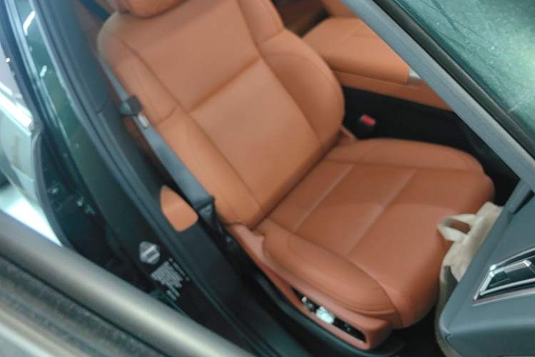 Used Li Auto L7 2024 Pro Model Right Front Seat