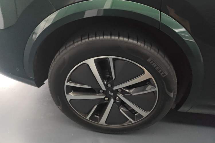 Used Li Auto L7 2024 Pro Model Right Rear Wheel Hub