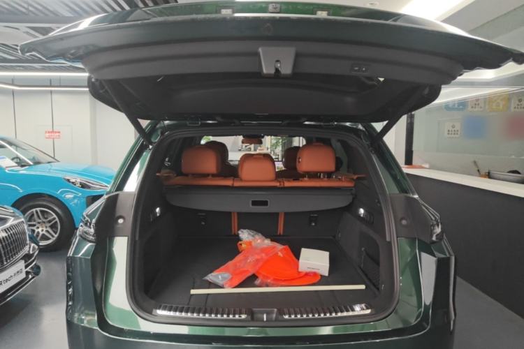 Used Li Auto L7 2024 Pro Model Trunk