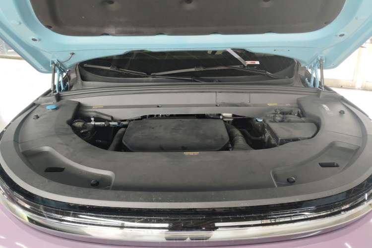 Used Li Auto L7 2024 Ultra Model Engine Bay