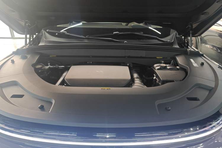 Used Li Auto L7 2024 Pro Model Engine Bay