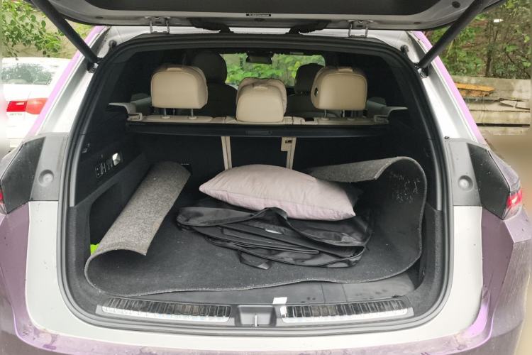 Used Li Auto L7 2024 Pro Model Trunk