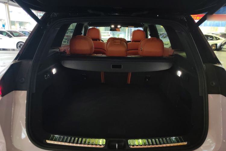 Used Li Auto L7 2024 MAX Model Trunk