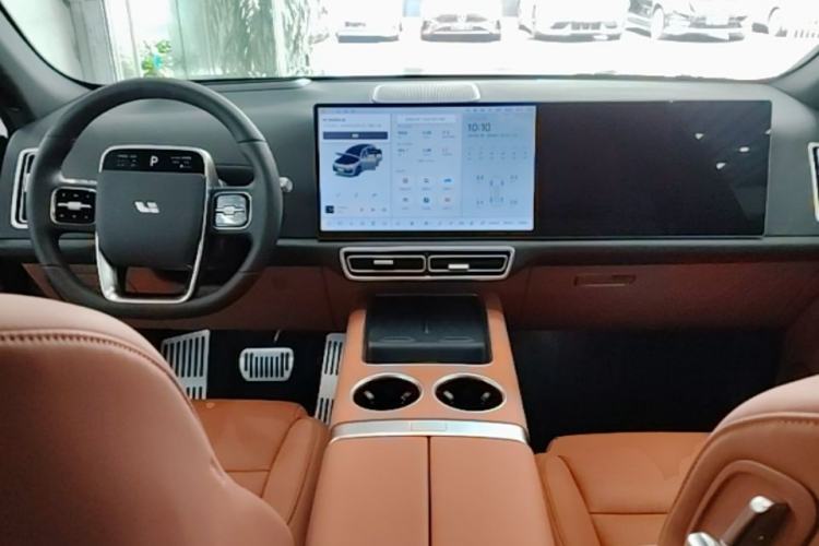 Used Li Auto L7 2024 Ultra Model Center Console