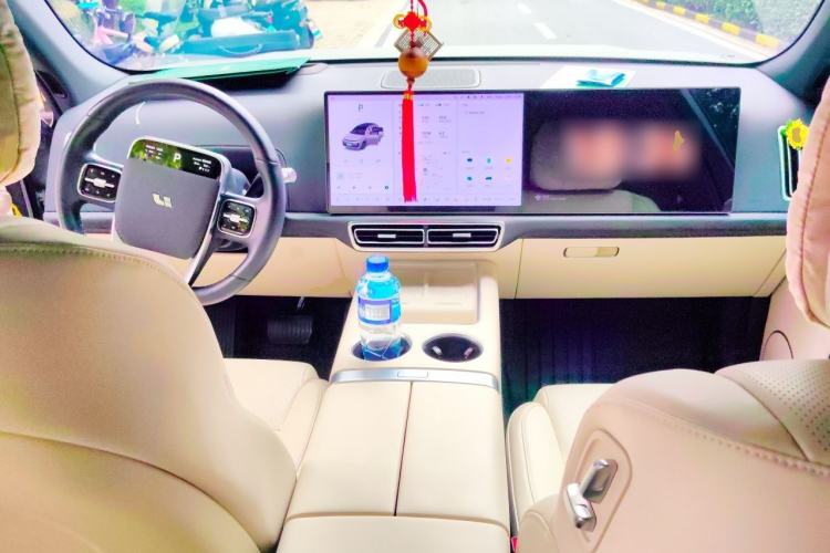 Used Li Auto L7 2024 Ultra Model Center Console