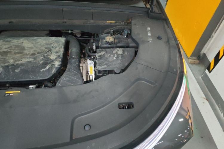 Used Li Auto L7 2024 MAX Model Engine Bay Left
