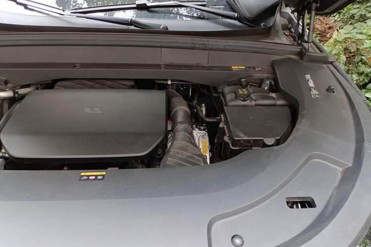 Used Li Auto L7 2024 Pro Model Engine Bay Left