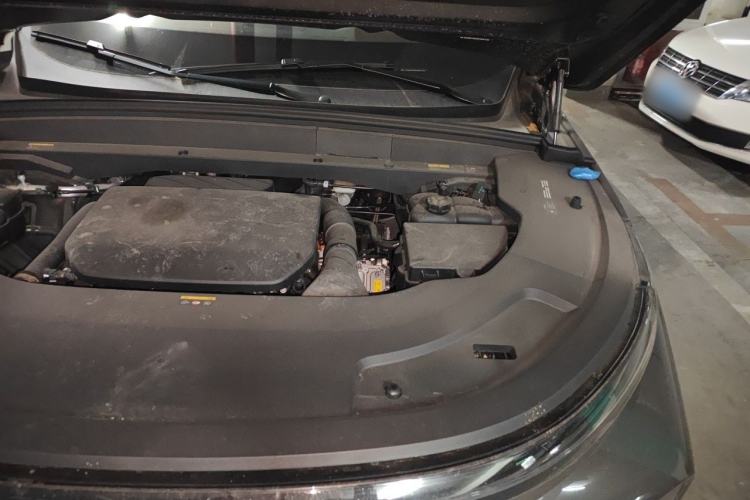 Used Li Auto L7 2024 MAX Model Engine Bay Left