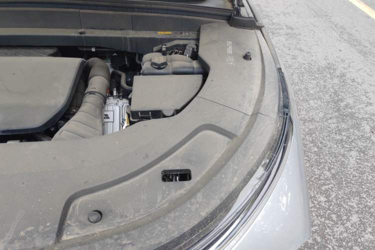 Used Li Auto L7 2024 Pro Model Engine Bay Left