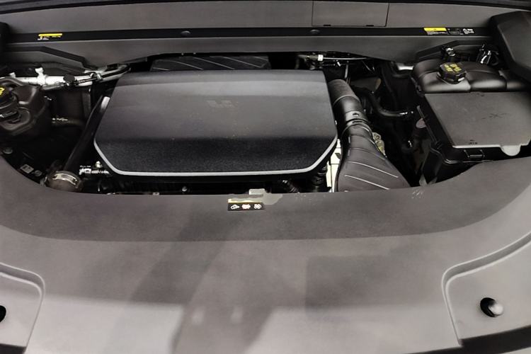 Used Li Auto L7 2024 Pro Model Engine Bay