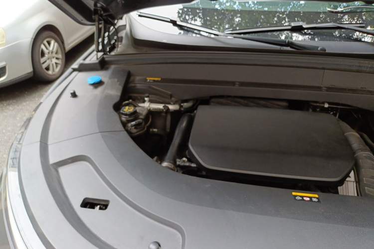 Used Li Auto L7 2024 Pro Model Engine Bay Right