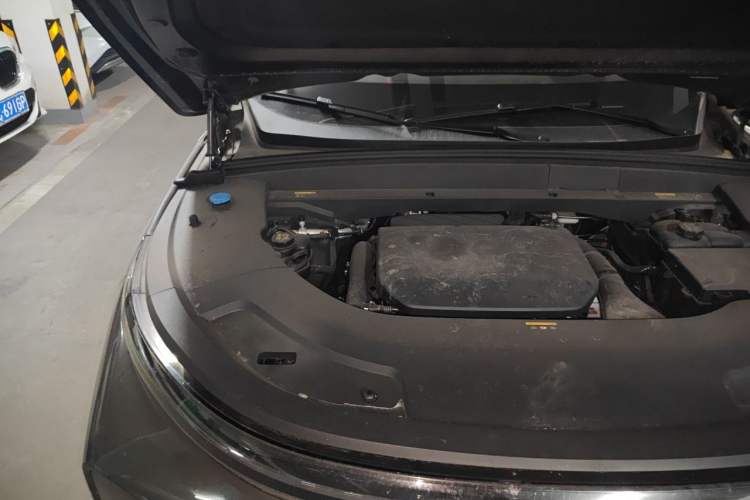 Used Li Auto L7 2024 MAX Model Engine Bay Right