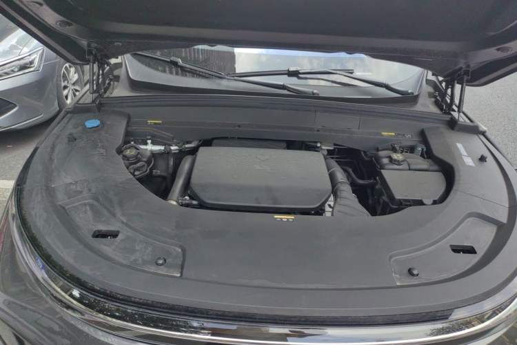 Used Li Auto L7 2024 MAX Model Engine Bay