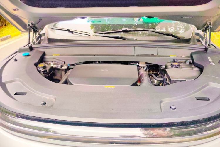 Used Li Auto L7 2024 Ultra Model Engine Bay