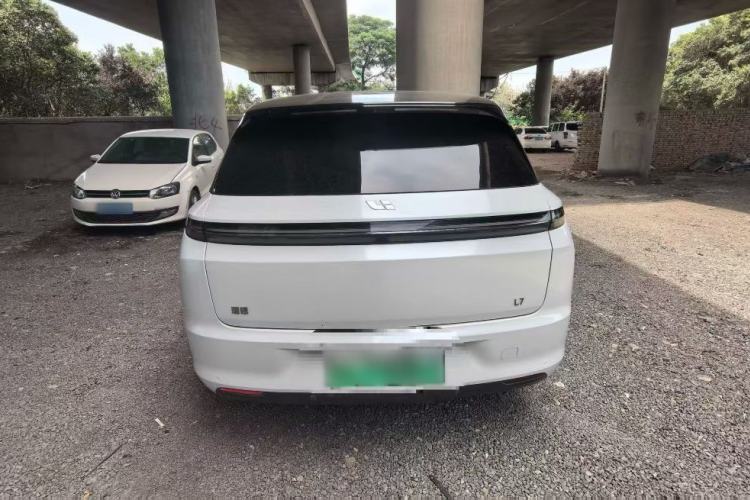 Used Li Auto L7 2024 Pro Model Exterior 1