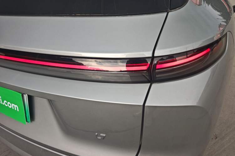Used Li Auto L7 2024 MAX Model Exterior 3