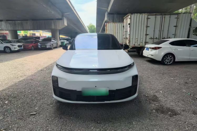 Used Li Auto L7 2024 Pro Model Exterior 3