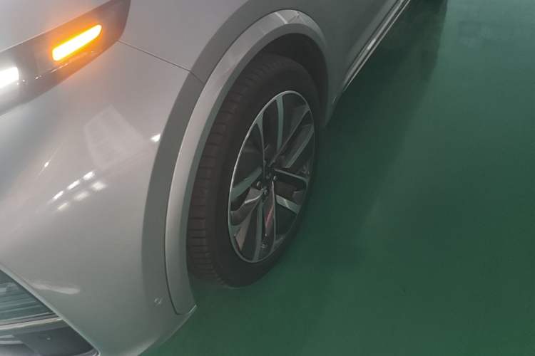 Used Li Auto L7 2024 Ultra Model Exterior 4