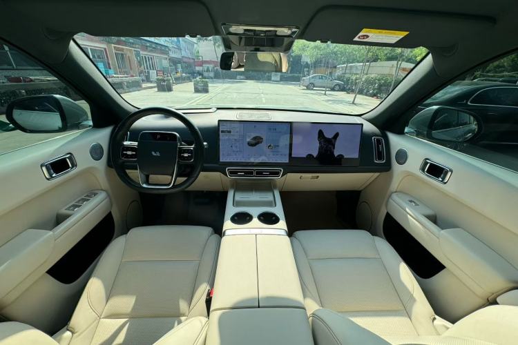 Used Li Auto L7 2024 MAX Model Interior 1