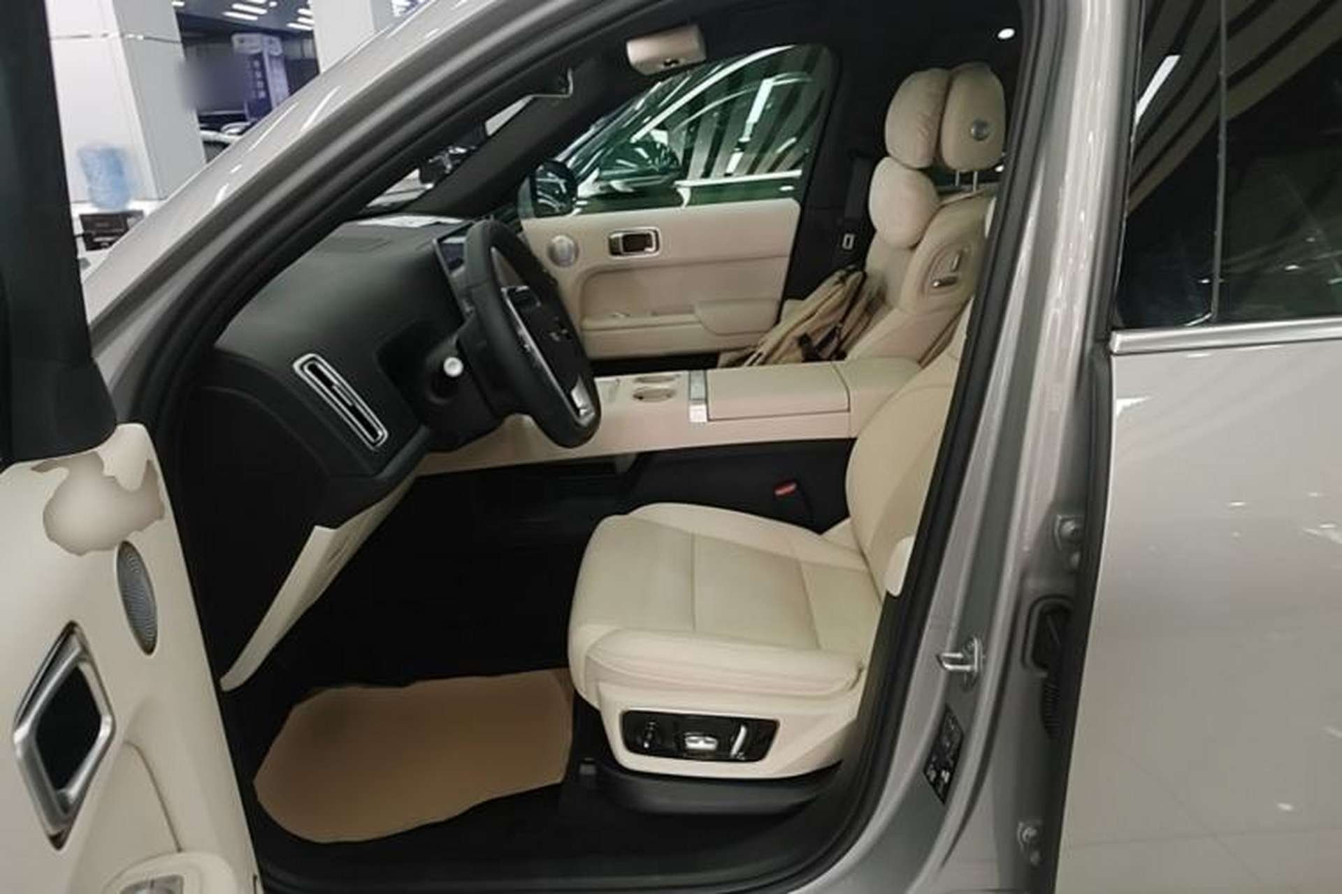 Used Li Auto L7 2024 MAX Model Left Front Seat