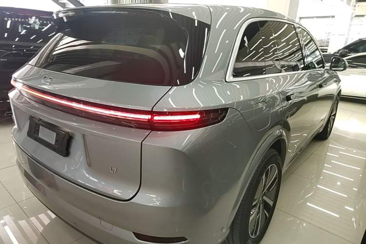 Used Li Auto L7 2024 MAX Model Rear Right 45 Deg