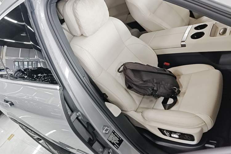 Used Li Auto L7 2024 MAX Model Right Front Seat