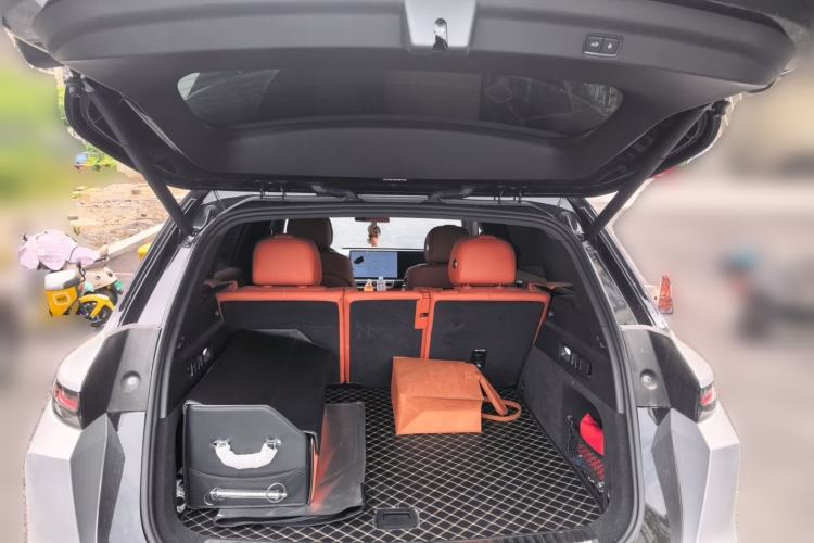Used Li Auto L7 2024 MAX Model Trunk