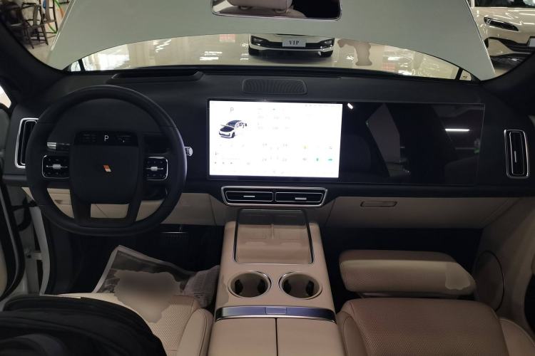Used Li Auto L7 2024 Pro Model Center Console