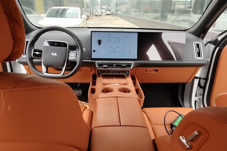 Used Li Auto L7 2024 Ultra Model Center Console