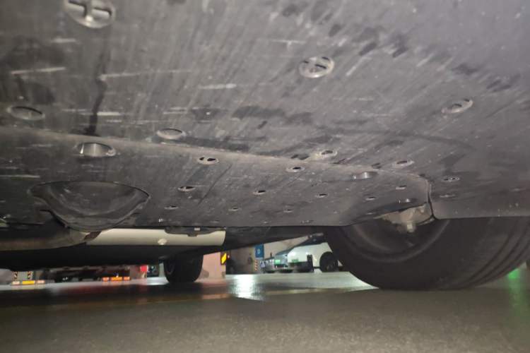 Used Li Auto L7 2024 Ultra Model Chassis Front Left