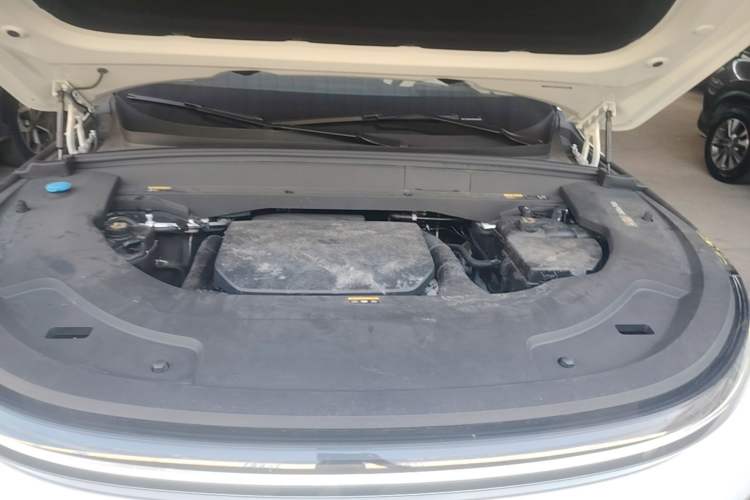Used Li Auto L7 2024 Pro Model Engine Bay