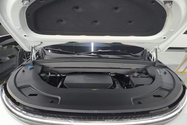 Used Li Auto L7 2024 MAX Model Engine Bay