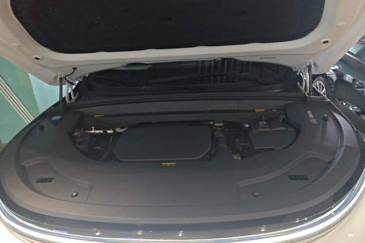 Used Li Auto L7 2024 Ultra Model Engine Bay