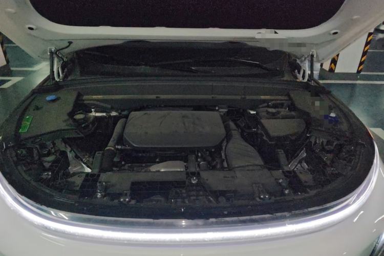 Used Li Auto L7 2024 MAX Model Engine Bay