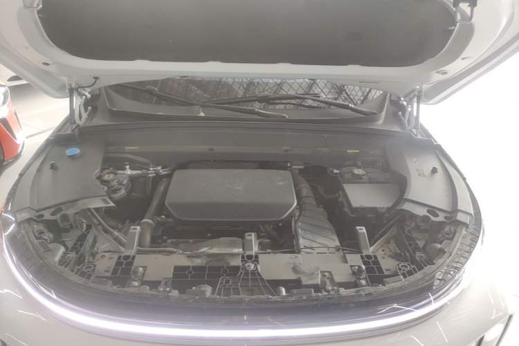Used Li Auto L7 2024 MAX Model Engine Bay