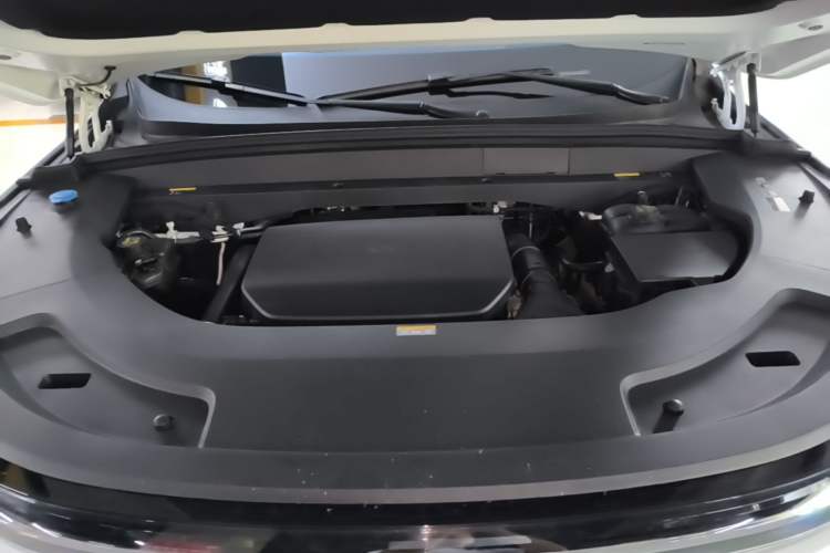 Used Li Auto L7 2024 Pro Model Engine Bay