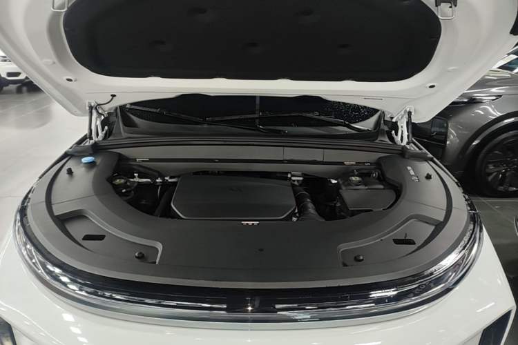 Used Li Auto L7 2024 Ultra Model Engine Bay