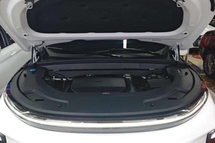 Used Li Auto L7 2024 MAX Model Engine Bay