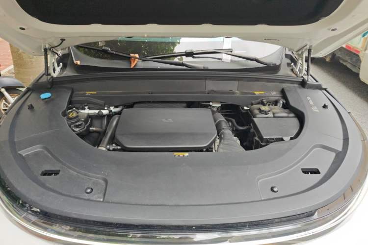 Used Li Auto L7 2024 MAX Model Engine Bay