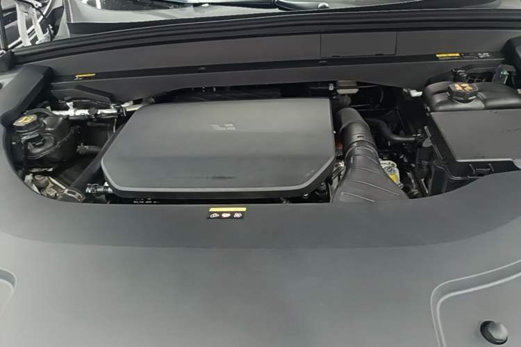 Used Li Auto L7 2024 Ultra Model Engine Bay
